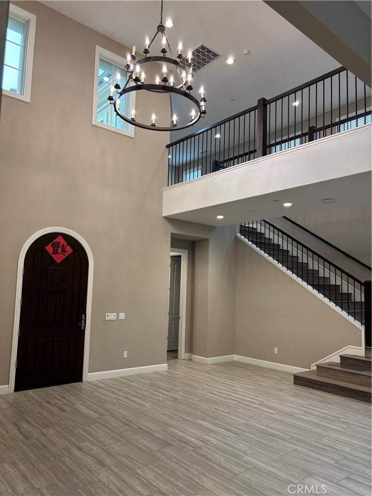 Chatsworth, CA 91311,11056 Sweetwater Ct