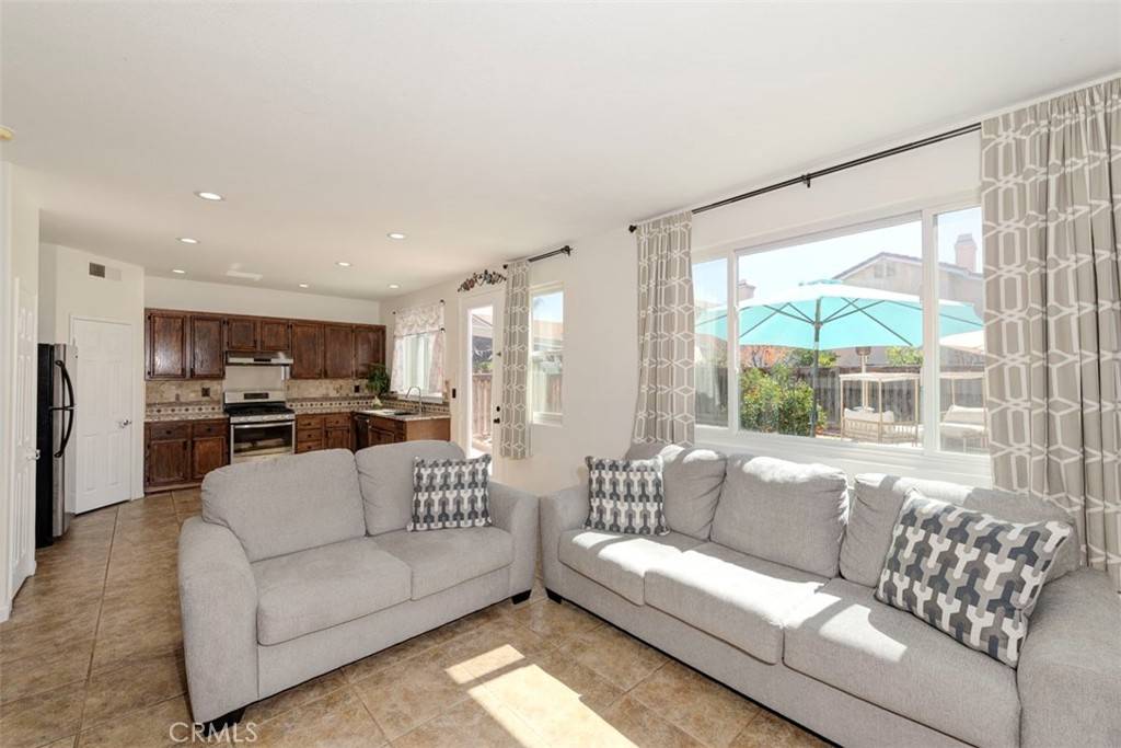 Perris, CA 92571,563 Shark ST