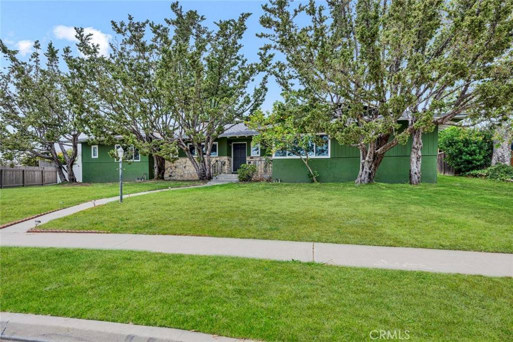 Santa Ana, CA 92705,12431 Eveningside DR