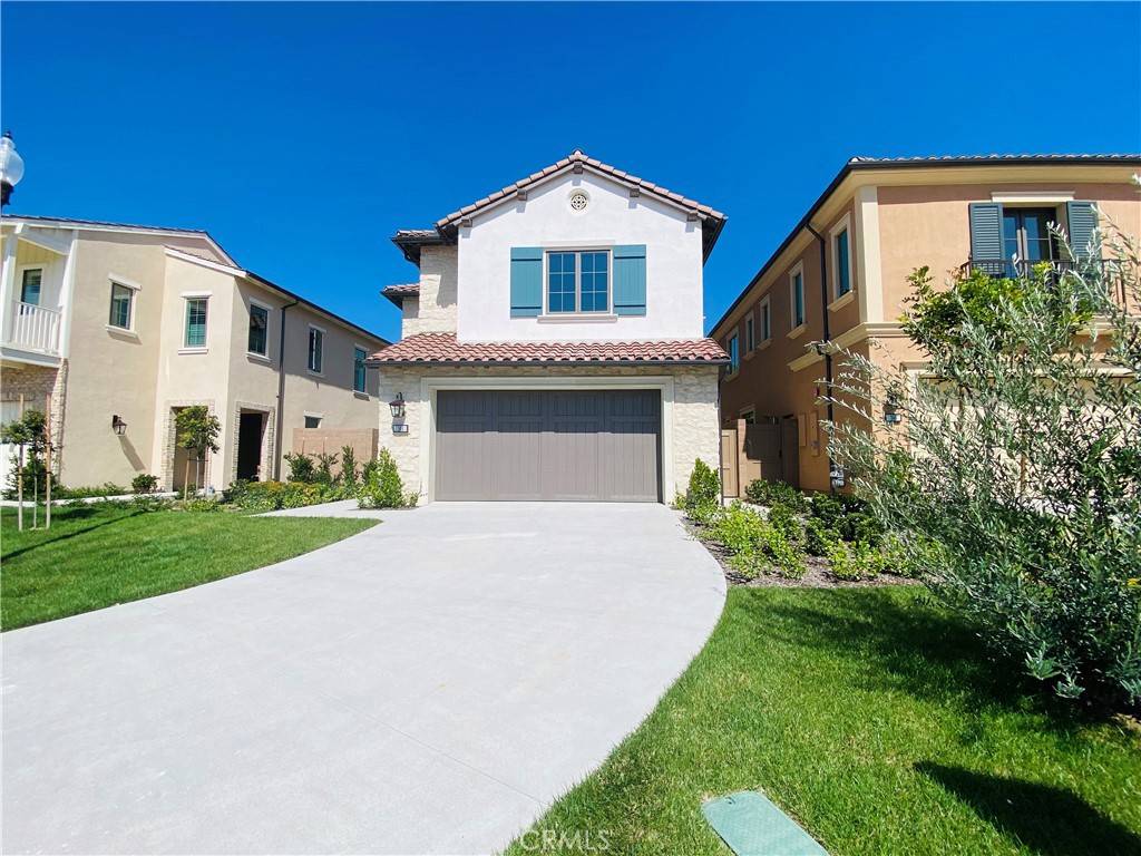Irvine, CA 92602,148 Statura