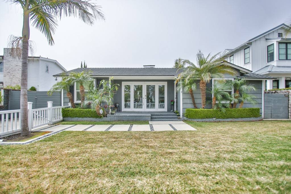 Newport Beach, CA 92663,309 Kings PL