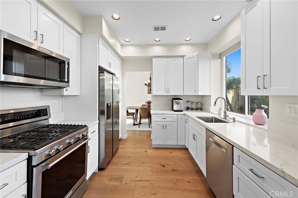 Aliso Viejo, CA 92656,2 Windstar