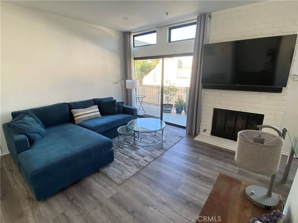 Huntington Beach, CA 92647,17722 Sergio Cir #203