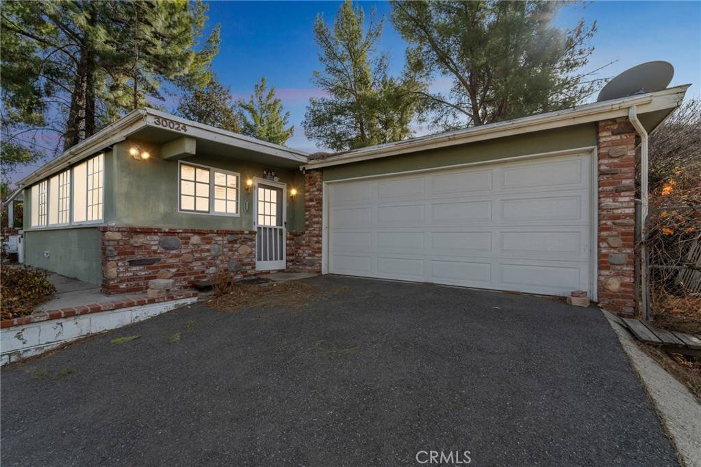 Castaic, CA 91384,30024 Lexington DR