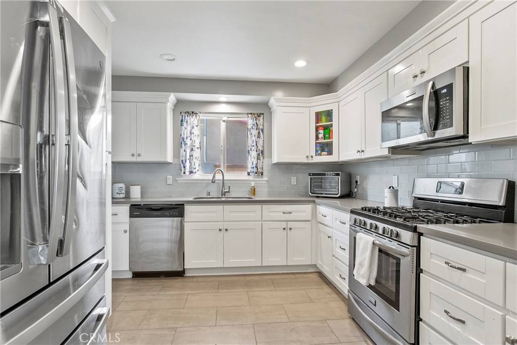 Buena Park, CA 90620,8446 Poppy WAY