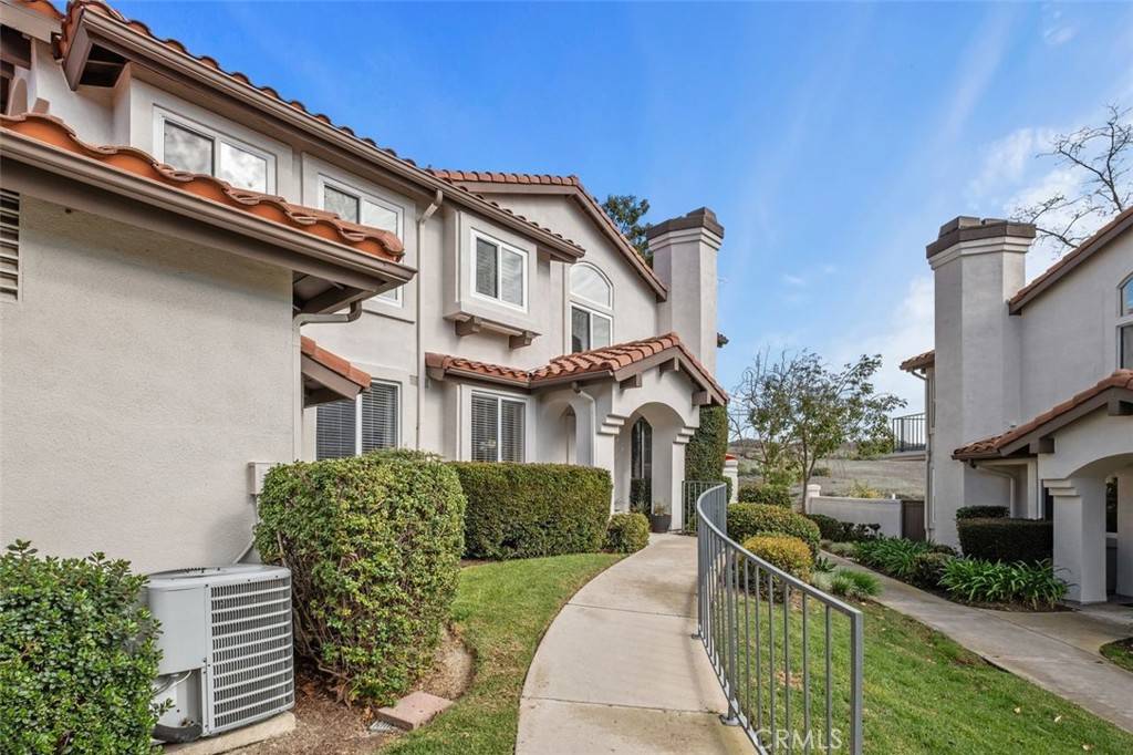 Rancho Santa Margarita, CA 92688,98 Via Lampara