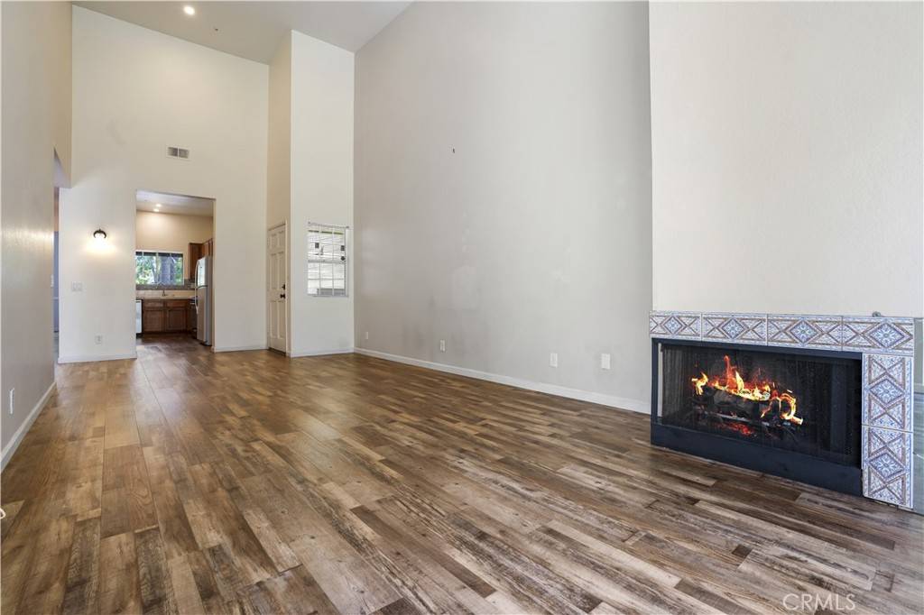 Santa Ana, CA 92704,3690 S Bear ST #5