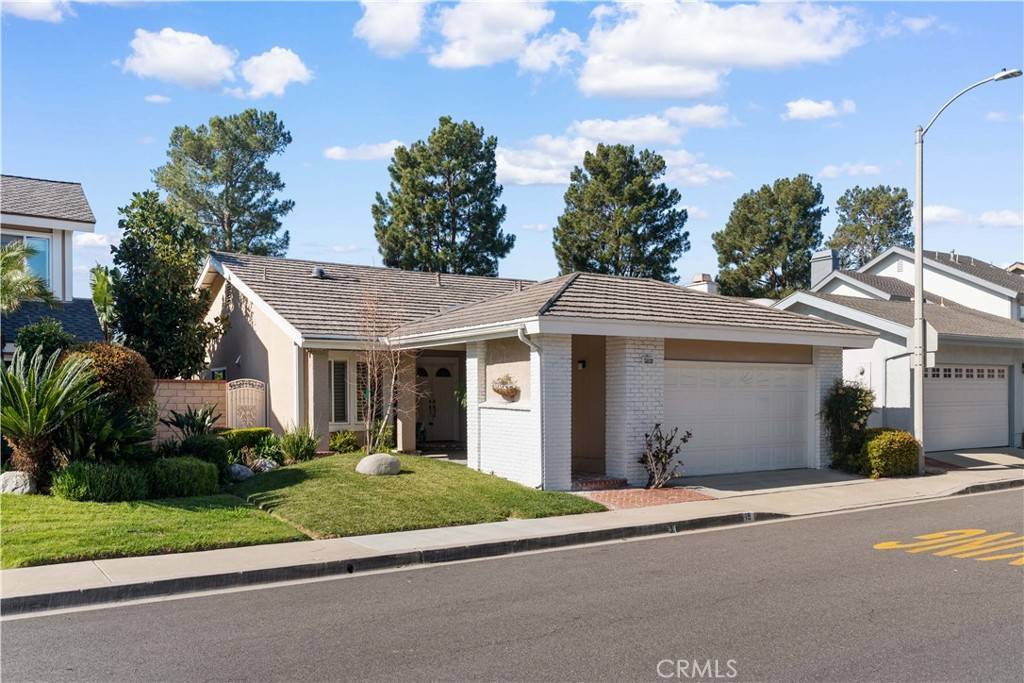 Irvine, CA 92620,19 Muir