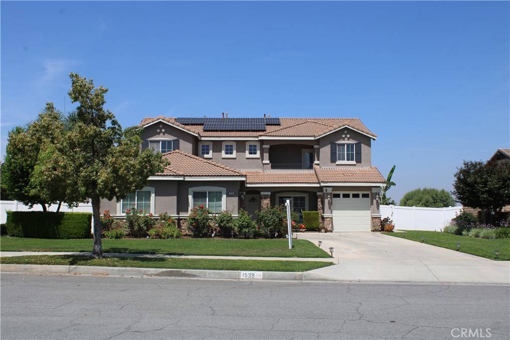 Redlands, CA 92374,1539 Carmel CT