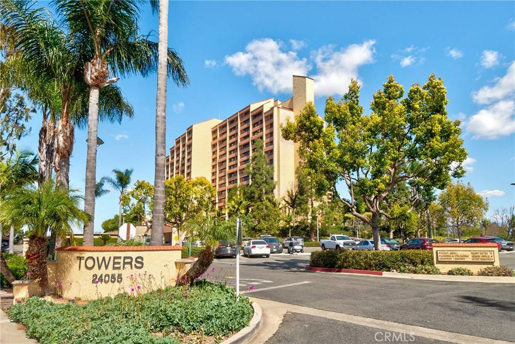 Laguna Woods, CA 92637,24055 Paseo Del Lago #303