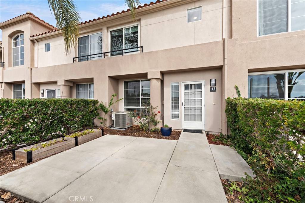 Aliso Viejo, CA 92656,43 Tradewinds