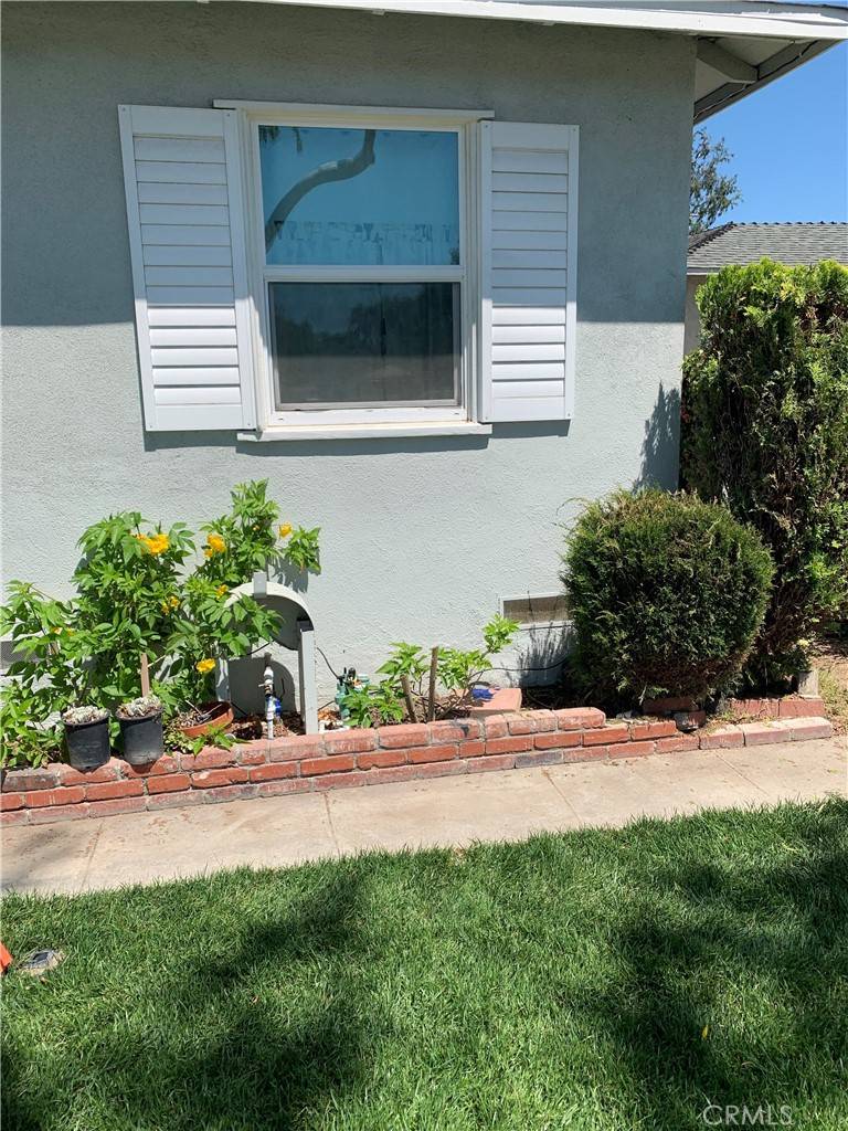 Fullerton, CA 92833,612 S Paula DR