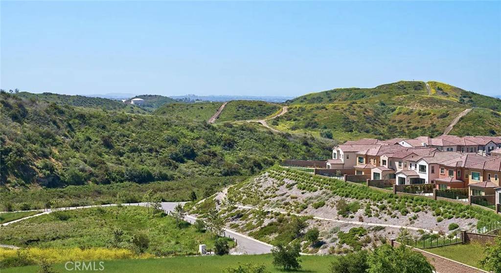 Irvine, CA 92618,125 Mossvine