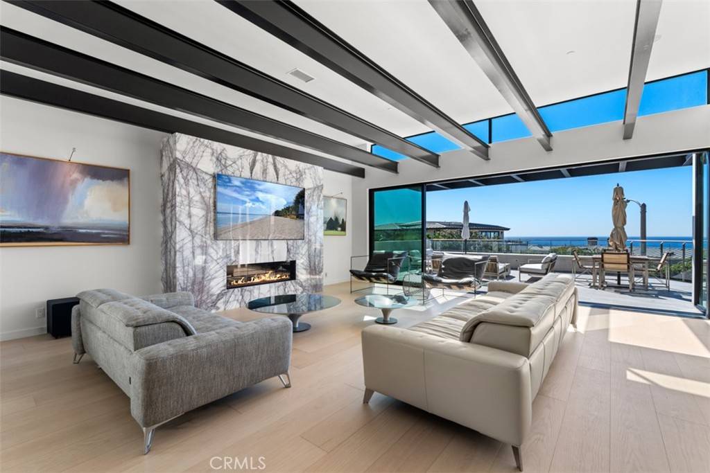 Laguna Beach, CA 92651,1 Lagunita DR