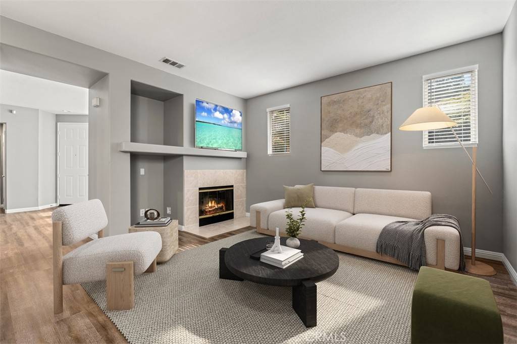 Aliso Viejo, CA 92656,97 Rue Du Chateau