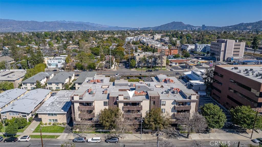 Sherman Oaks, CA 91423,4822 Van Noord AVE #16
