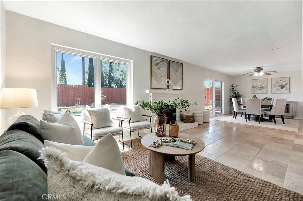 Fullerton, CA 92831,2842 Amherst AVE