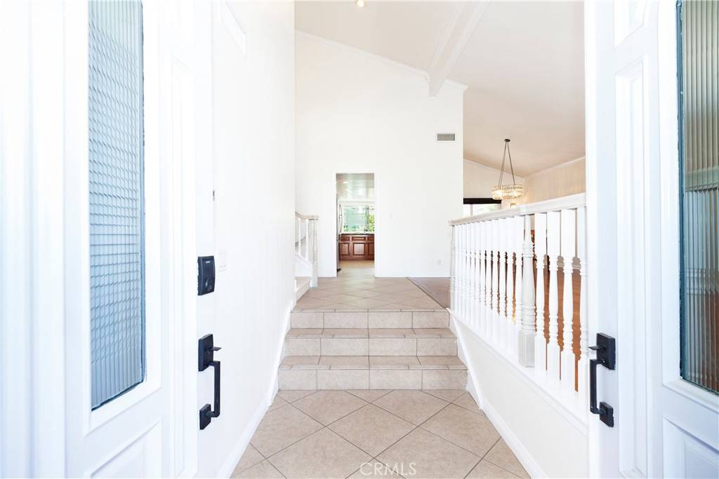 Seal Beach, CA 90740,3550 Sunflower Cir