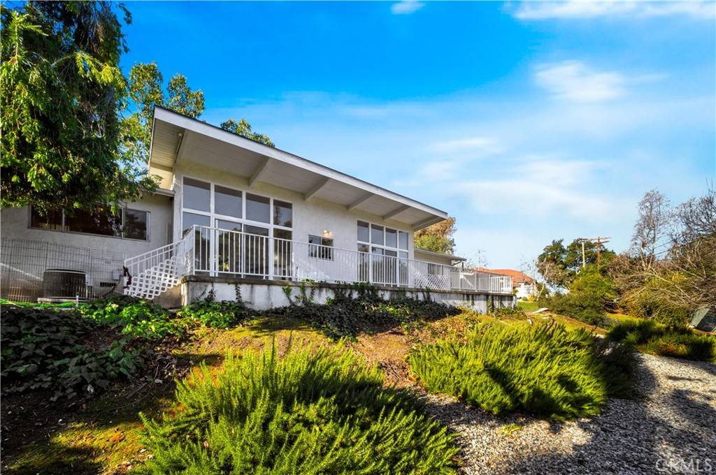 Sunland, CA 91040,9970 Shadow Hills DR