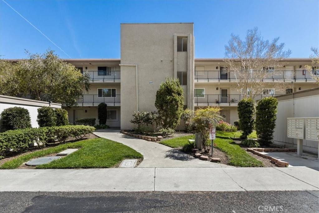 Laguna Woods, CA 92637,3337 Punta Alta #2B