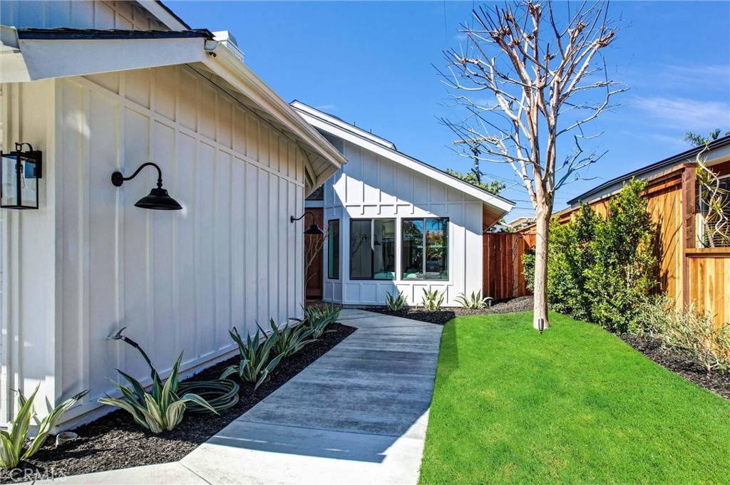Dana Point, CA 92624,26757 Calle Maria