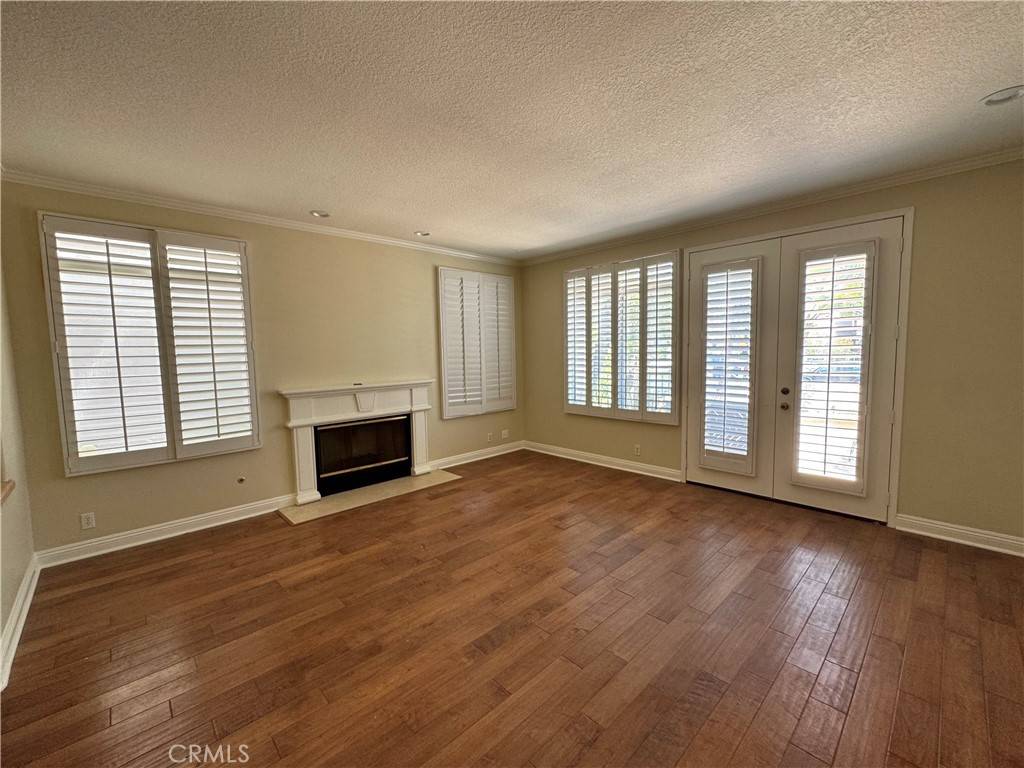 Huntington Beach, CA 92648,621 21st ST