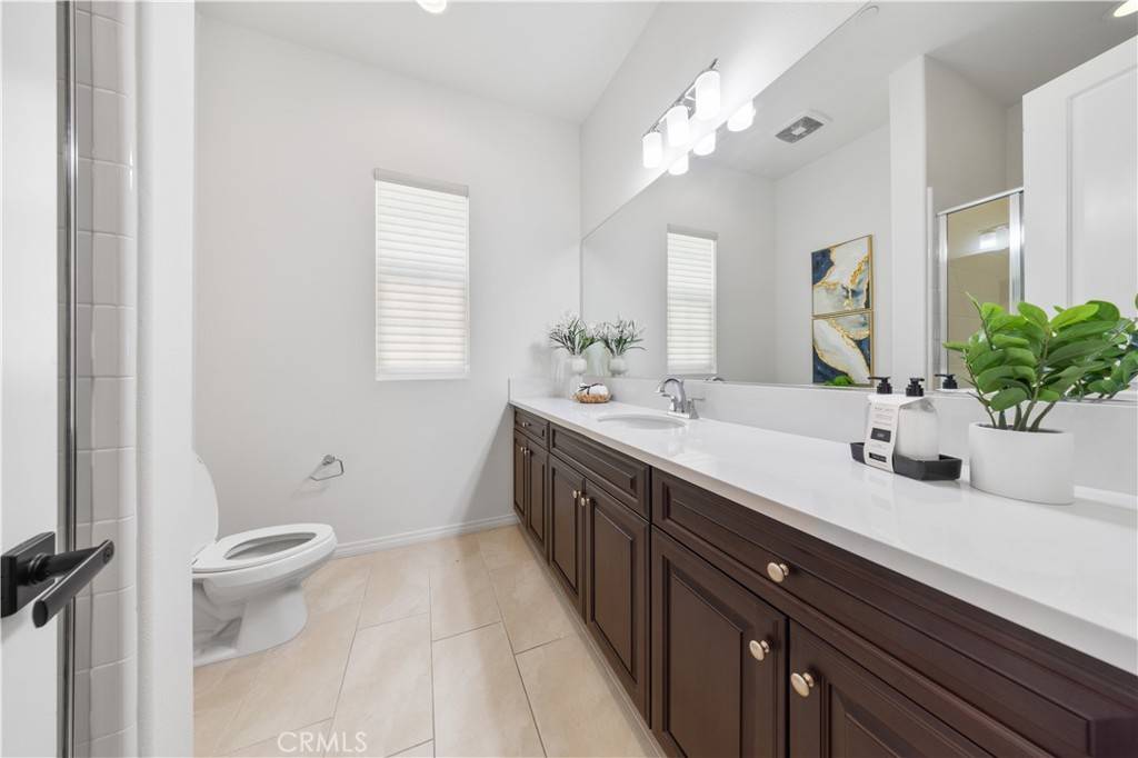 Azusa, CA 91702,638 E Tangerine ST