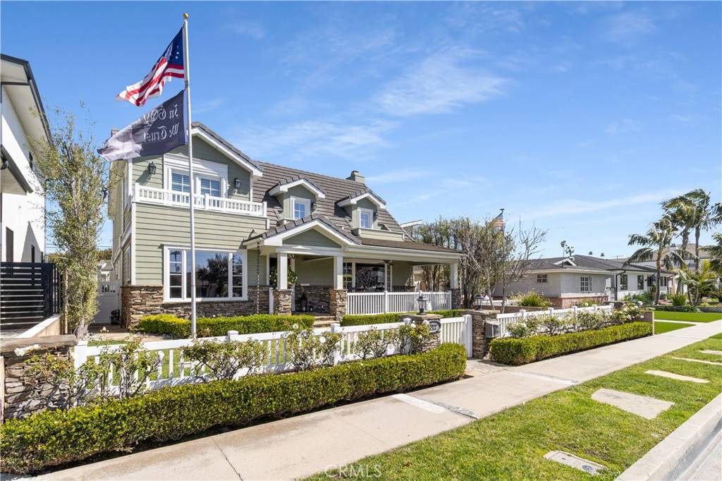 Huntington Beach, CA 92648,1822 Pine Street