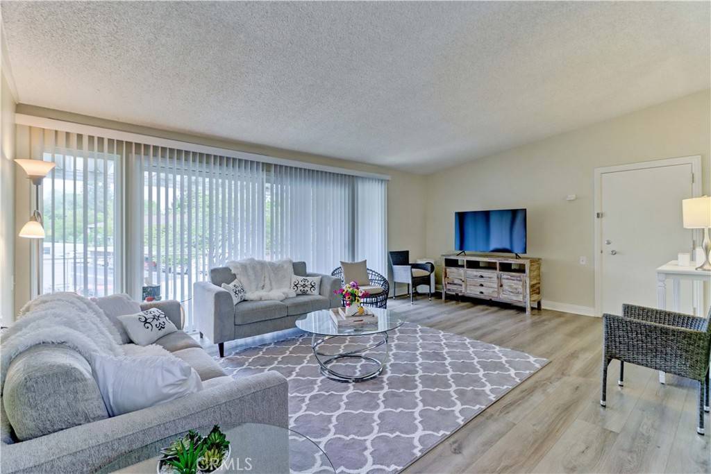 Laguna Woods, CA 92637,86 Calle Aragon #O