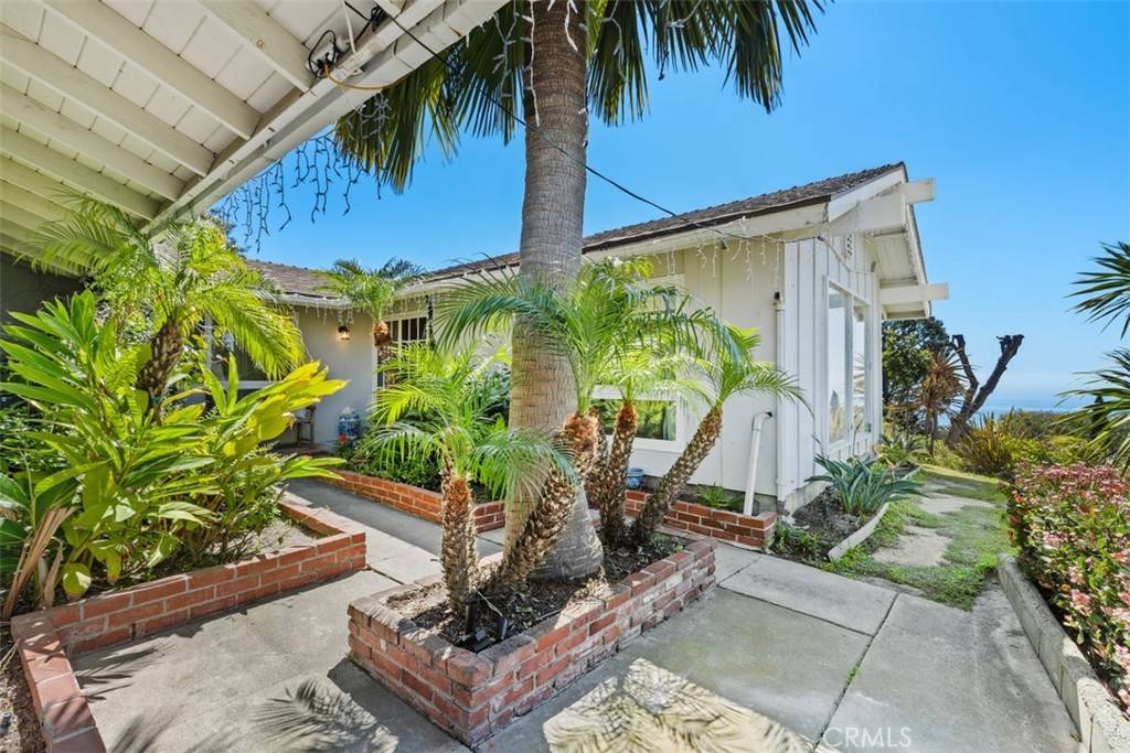 Laguna Beach, CA 92651,3068 Zell DR