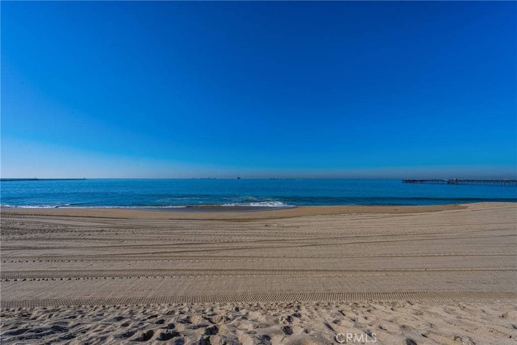 Seal Beach, CA 90740,1207 Seal WAY