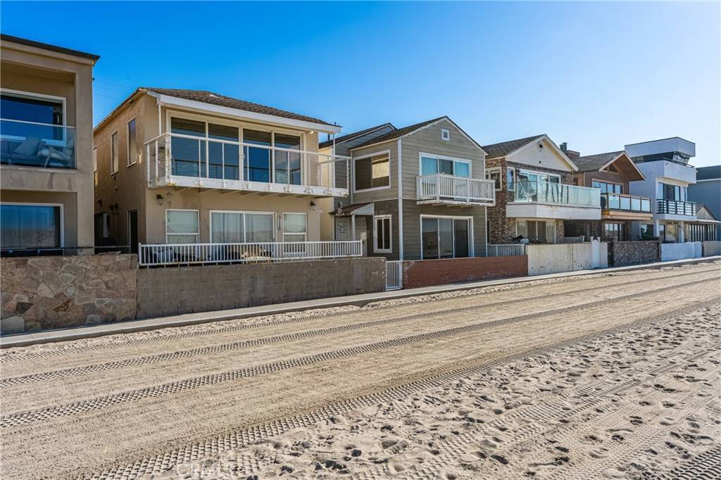 Seal Beach, CA 90740,1207 Seal WAY