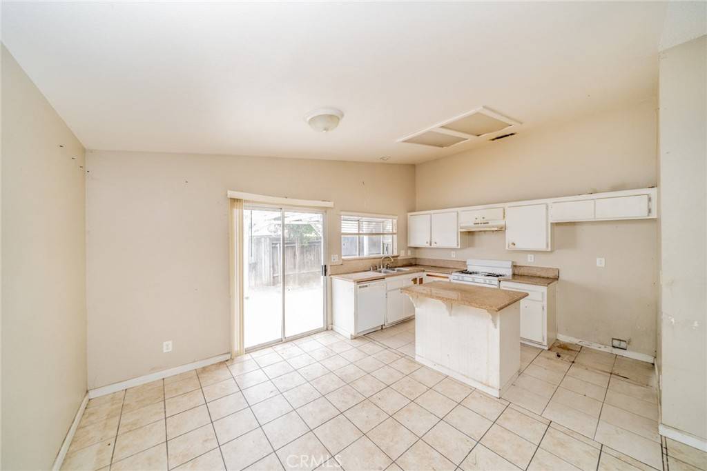 Colton, CA 92324,546 Silver Star CIR