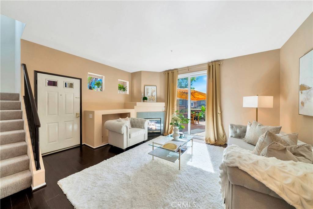 Lake Forest, CA 92610,43 Anacapa CT