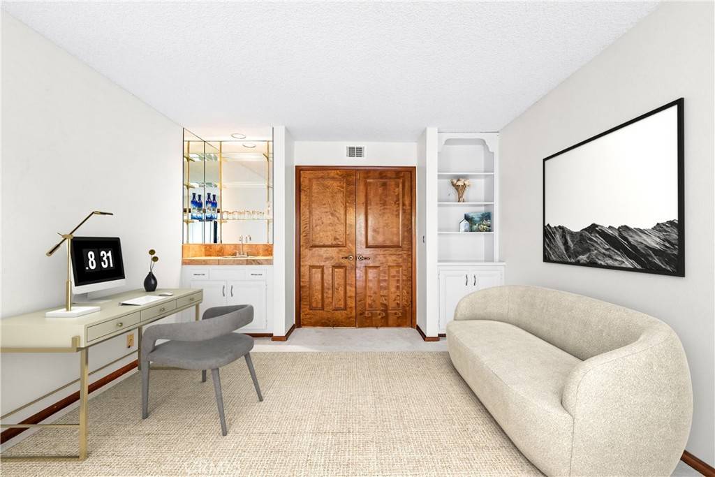 Long Beach, CA 90815,6222 Riviera CIR