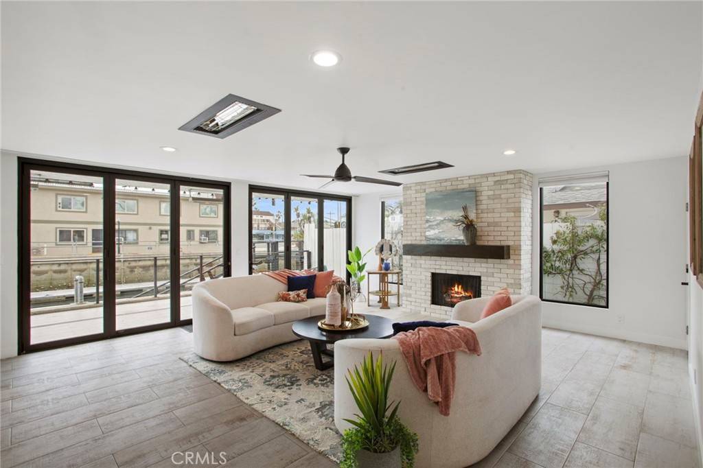 Huntington Beach, CA 92649,16833 Bayview DR