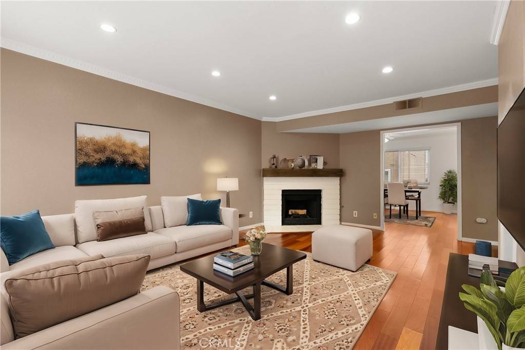 Signal Hill, CA 90755,2254 Gaviota AVE #28