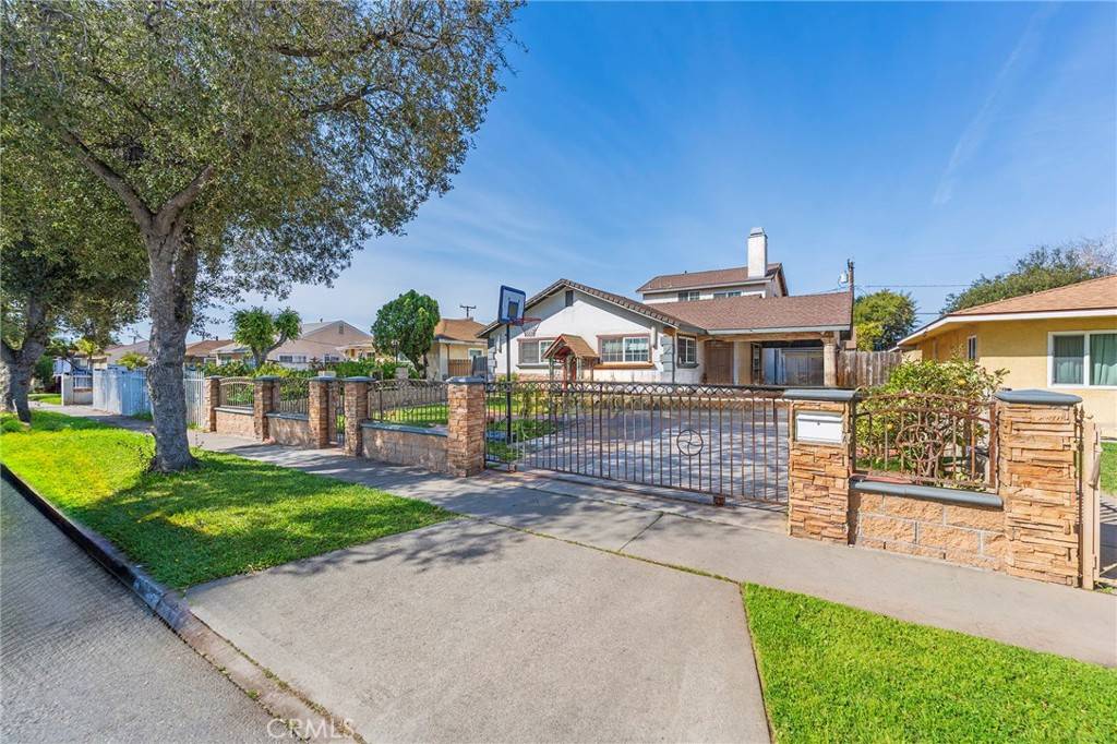 Santa Ana, CA 92707,1206 S Towner ST
