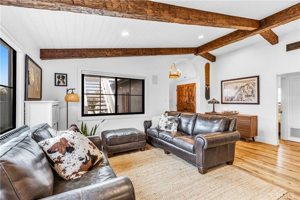 San Clemente, CA 92672,126 Avenida San Dimas