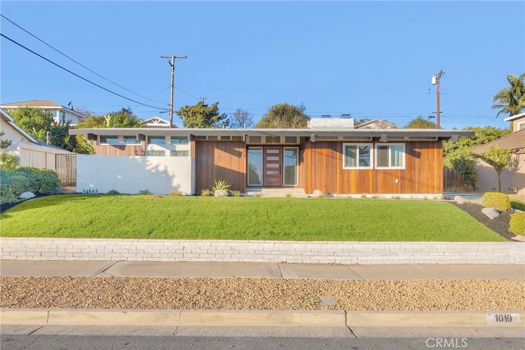 Fullerton, CA 92831,1019 Dorothy LN