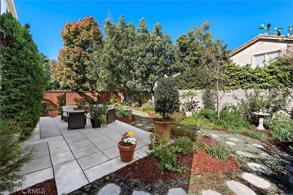 Aliso Viejo, CA 92656,2 Shady Nook