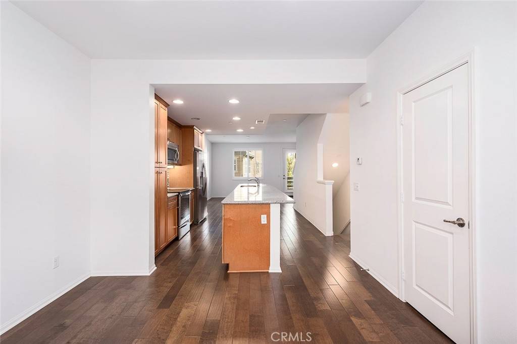 421 S Glendora AVE Glendora, CA 91741