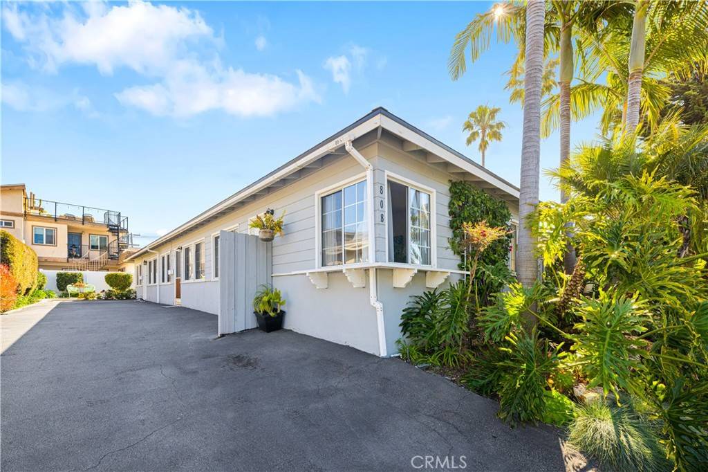 San Clemente, CA 92672,808 Buena