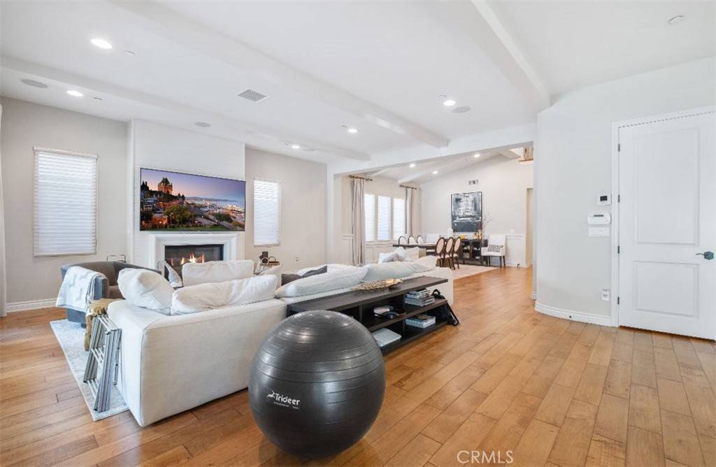 Irvine, CA 92602,10 Shadybend
