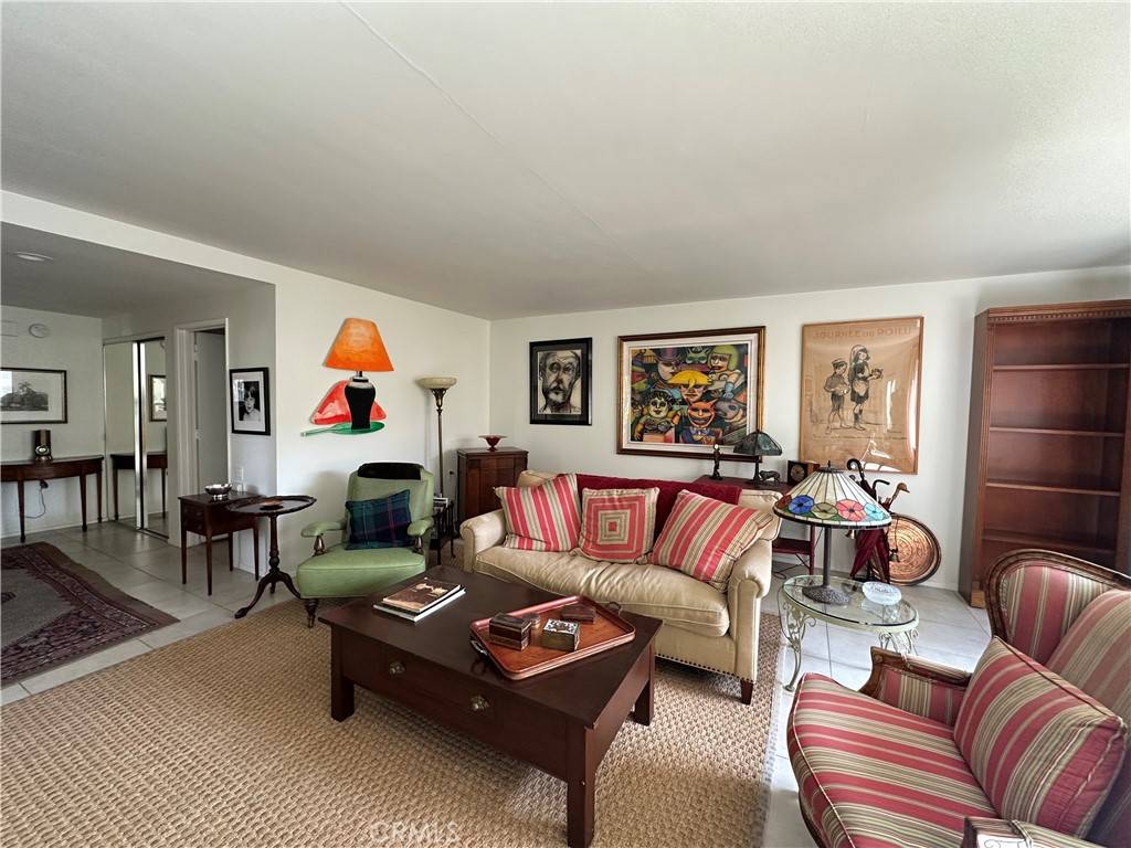 Laguna Woods, CA 92637,3013 D Via Buena Vista