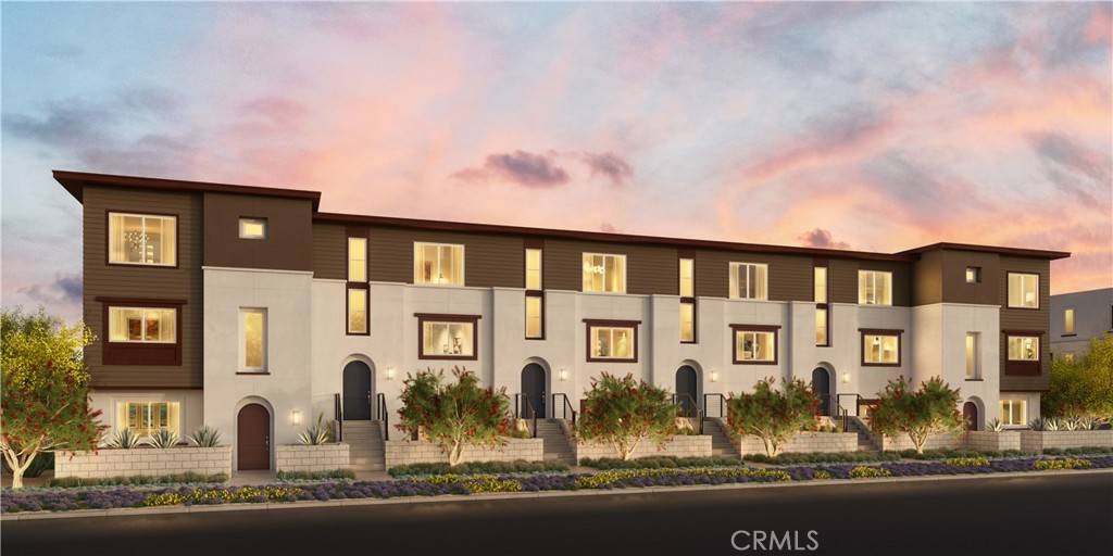 San Diego, CA 92117,4751 Misty PL