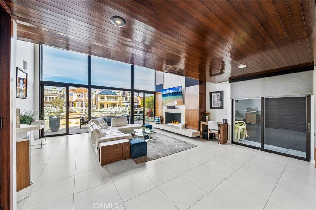 Long Beach, CA 90803,84 Rivo Alto Canal