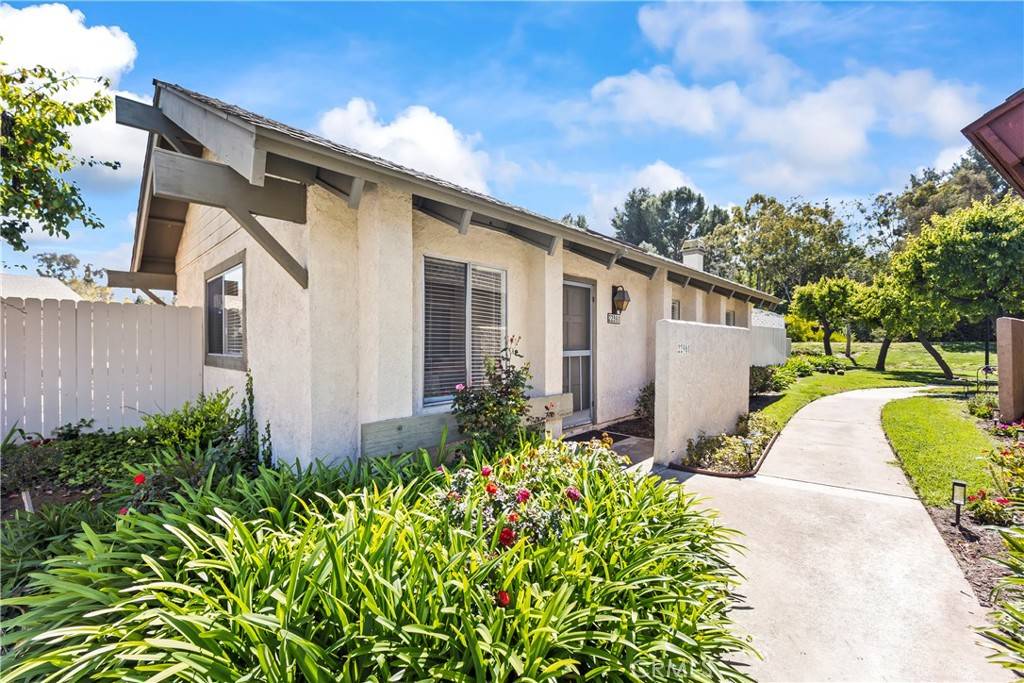 Laguna Hills, CA 92653,22961 Caminito Olivia #50