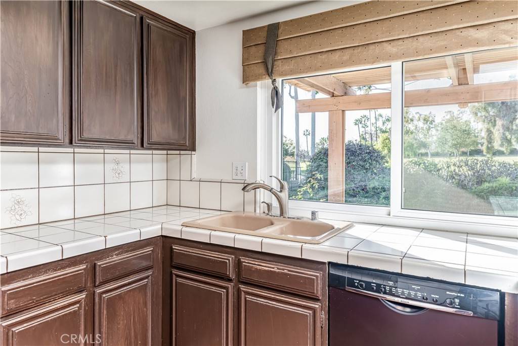 1217 Post RD Fullerton, CA 92833