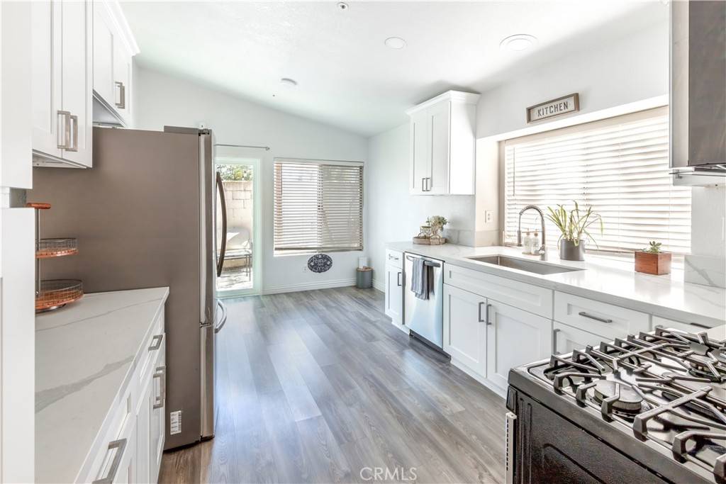 Fontana, CA 92337,11361 Nicole WAY